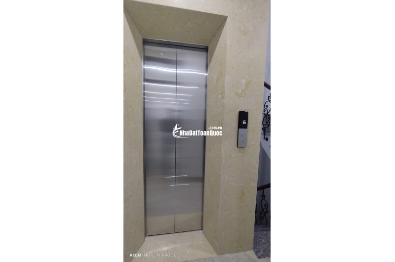 Nhà mình cho thuê nhà mới, lô góc, 98m2_ 4T; vỉa hè, Lạc Trung-29 Tr